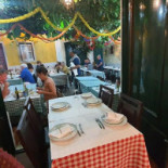 Lautasco À l'intérieur