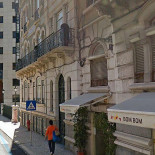 Bom Bom Exterior