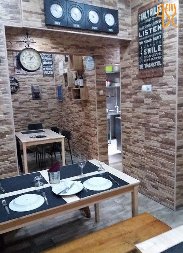 1o Janeiro À l'intérieur