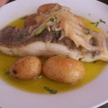Uma Marisqueira (r. Do Comércio Nourriture