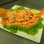 Adega dos Presuntos Comida