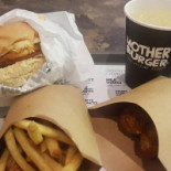 Mother Burger Nourriture