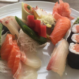 Aron Sushi Nourriture