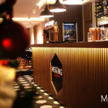 Meating Steakhouse Dentro