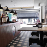Meating Steakhouse Dentro