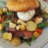 Raffi's Bagels Comida