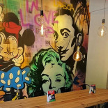 Totale Pizzeria Pop À l'intérieur