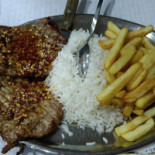 Zubir Churrasquiera Comida