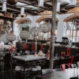 1300 Taberna À l'intérieur