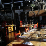 1300 Taberna À l'intérieur