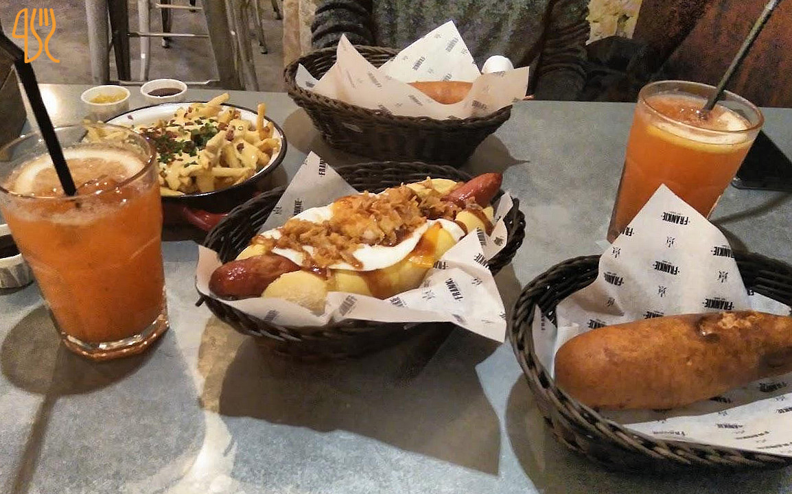 Frankie Hot Dogs Saldanha Essen