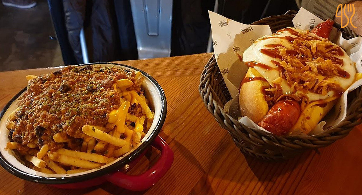 Frankie Hot Dogs Saldanha Essen