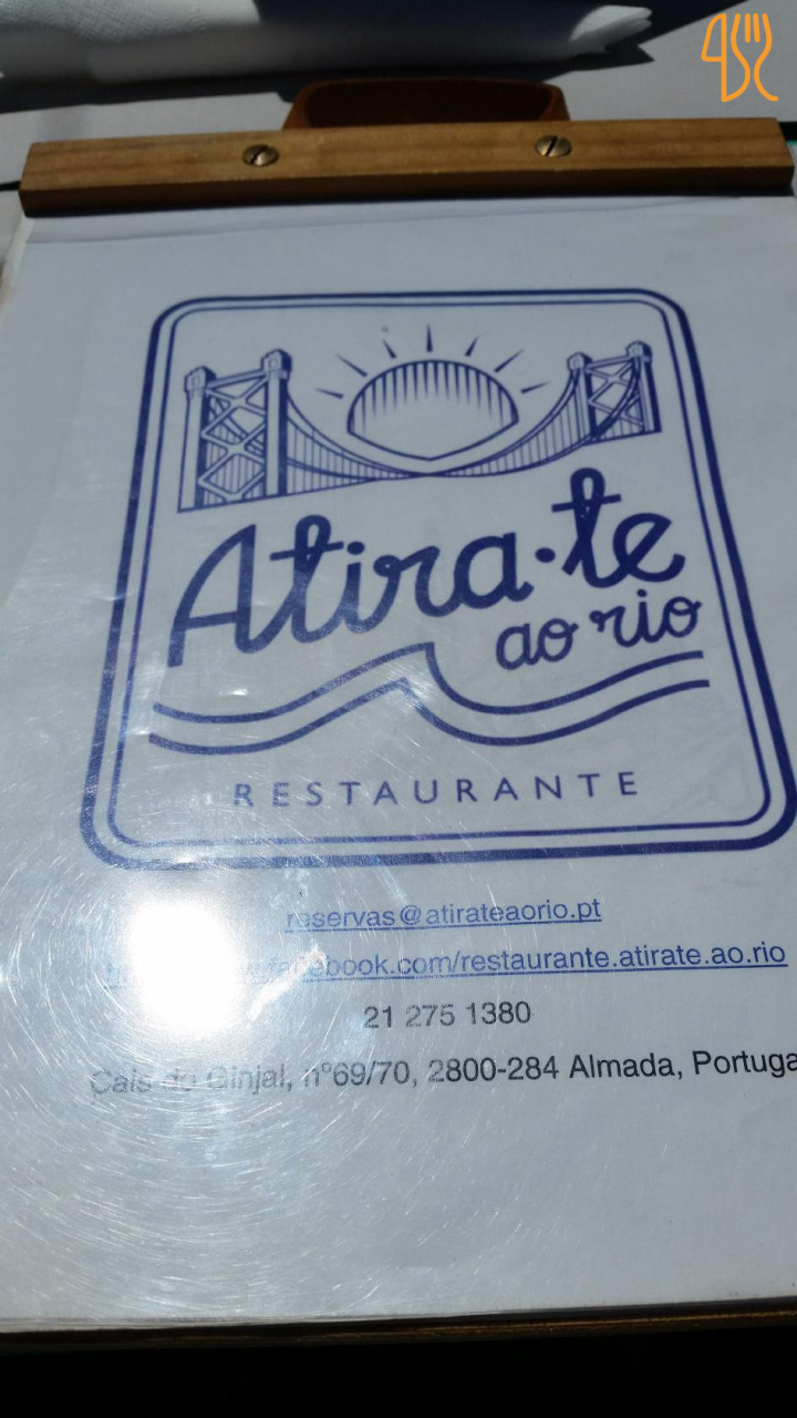 Atira-te Ao Rio Carte