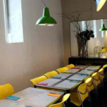 Malaca Too À l'intérieur