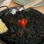 Mestrias, Nova Tasca Nourriture
