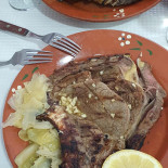 O Canela Comida