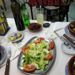 O Canela Comida