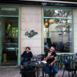 Cafe Dias Exterior