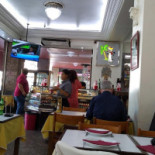Pastelaria Luanda À l'intérieur