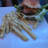 Apple House Comida