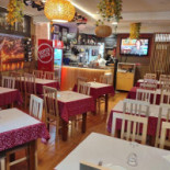 Universal Comida Tradicional Portuguesa À l'intérieur