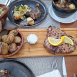 Taberna Laura Nourriture
