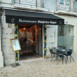 Manjerico Alegre Wine Shop Exterior