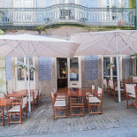 Tapas Destapas Außen