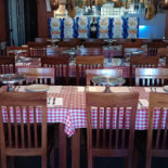 Romanza Pizzaria inside