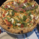 Romanza Pizzaria food