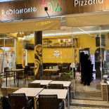 Pizzaria Da Vila À l'intérieur