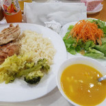 Sopas e Saladas-Restauração Lda Comida