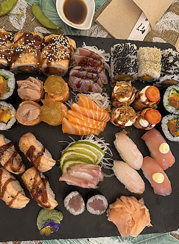 Suki Sushi Cafe Nourriture