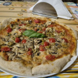 Mascalzone Latino Pizza Studio Nourriture