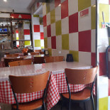 Mongolian Cafe Dentro