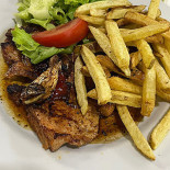 Apito Dourado Comida