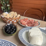 Adega Da Vila Comida