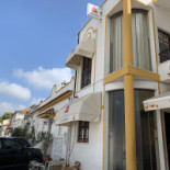 O Manel Exterior