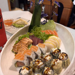 Sulav Sushi Nourriture