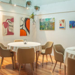 A Casa Cafetaria Innen