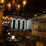 Alkimya À l'intérieur