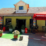 O Procurador Cafe outside