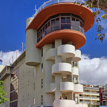 Proa Azul Outside