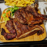 Dom Brasas Nourriture