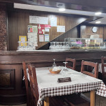 O Chefe Almeida À l'intérieur