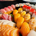 Sakurai Sushi Comida