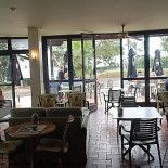 Magic Tea House Dentro