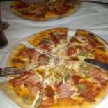 Pizza Italia food