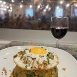 Malaca Too Comida