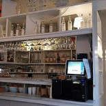 Pimms Cafe Dentro